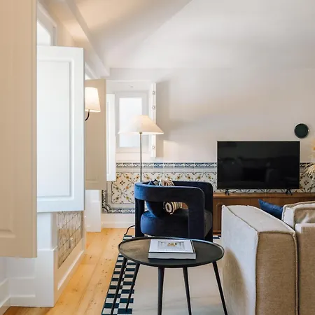 Ando Living - Madalena House Apartment