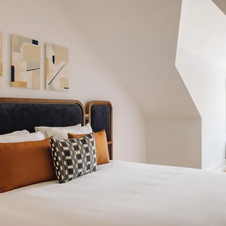 Ando Living - Madalena House *