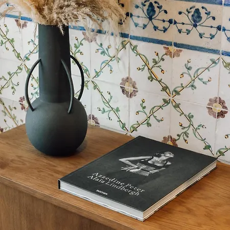 Ando Living - Madalena House Apartment
