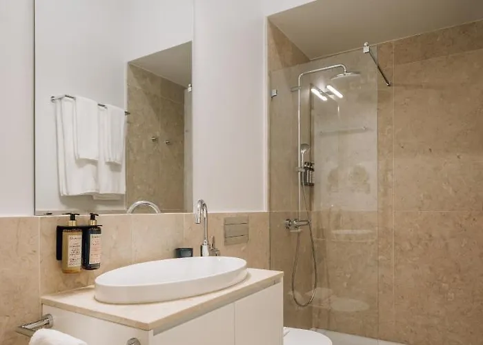 Ando Living - Madalena House 4*