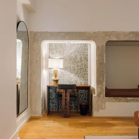 Ando Living - Madalena House アパート