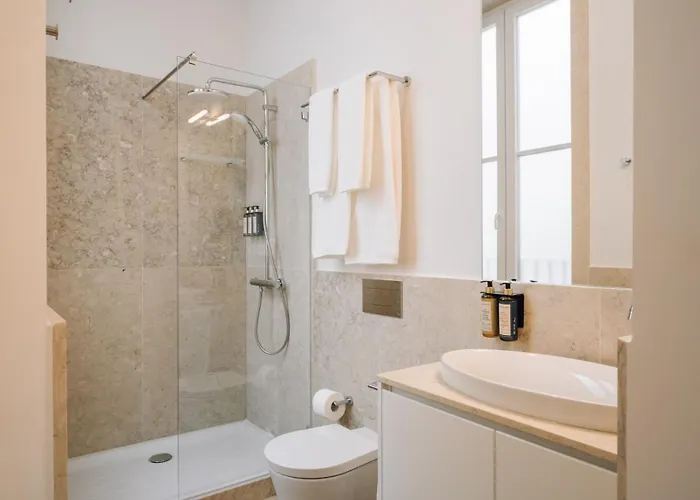 Ando Living - Madalena House 4*